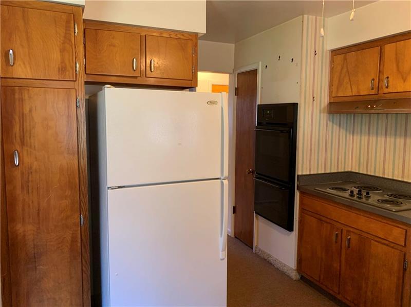 110 Thorne Road Washington, PA 15301 - Photo 7 of 25 Gallery Image 7