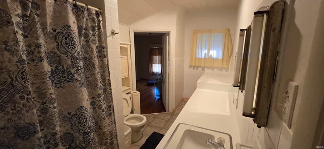 $128,500 | 1007 North 10th Street, Vincennes, IN 47591