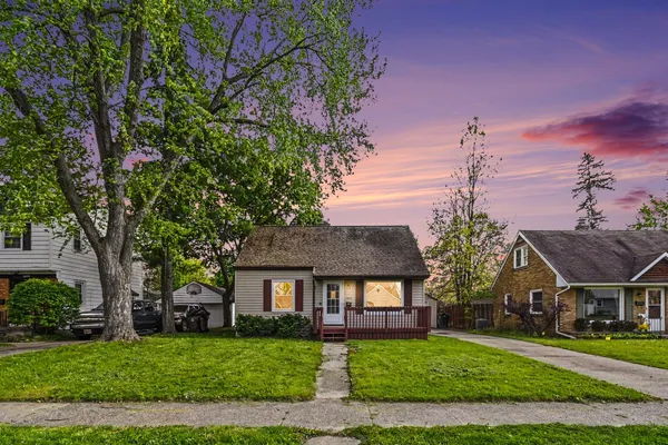 $190,000 | 1915 Cooper Avenue, Lansing, MI 48910