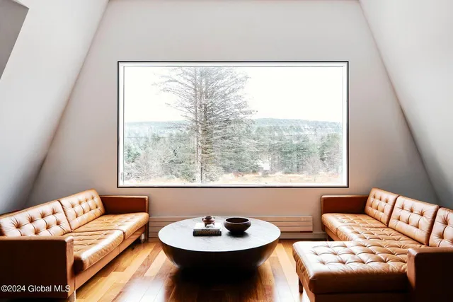 $550,000 | 40594 Highway 23, Roxbury, NY 12434