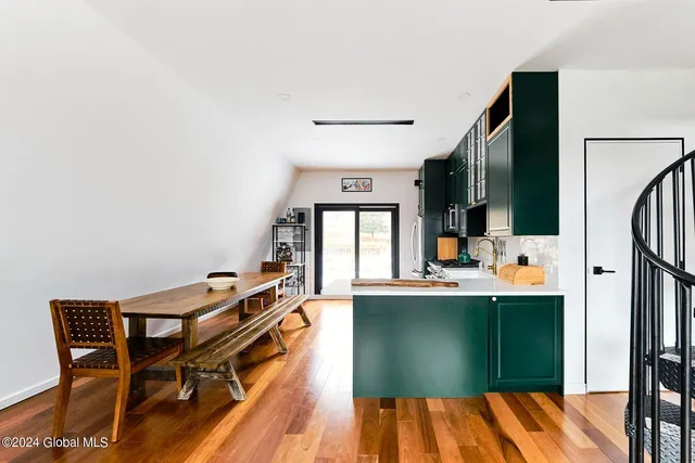 $550,000 | 40594 Highway 23, Roxbury, NY 12434