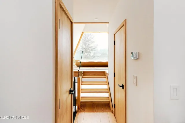 $550,000 | 40594 Highway 23, Roxbury, NY 12434