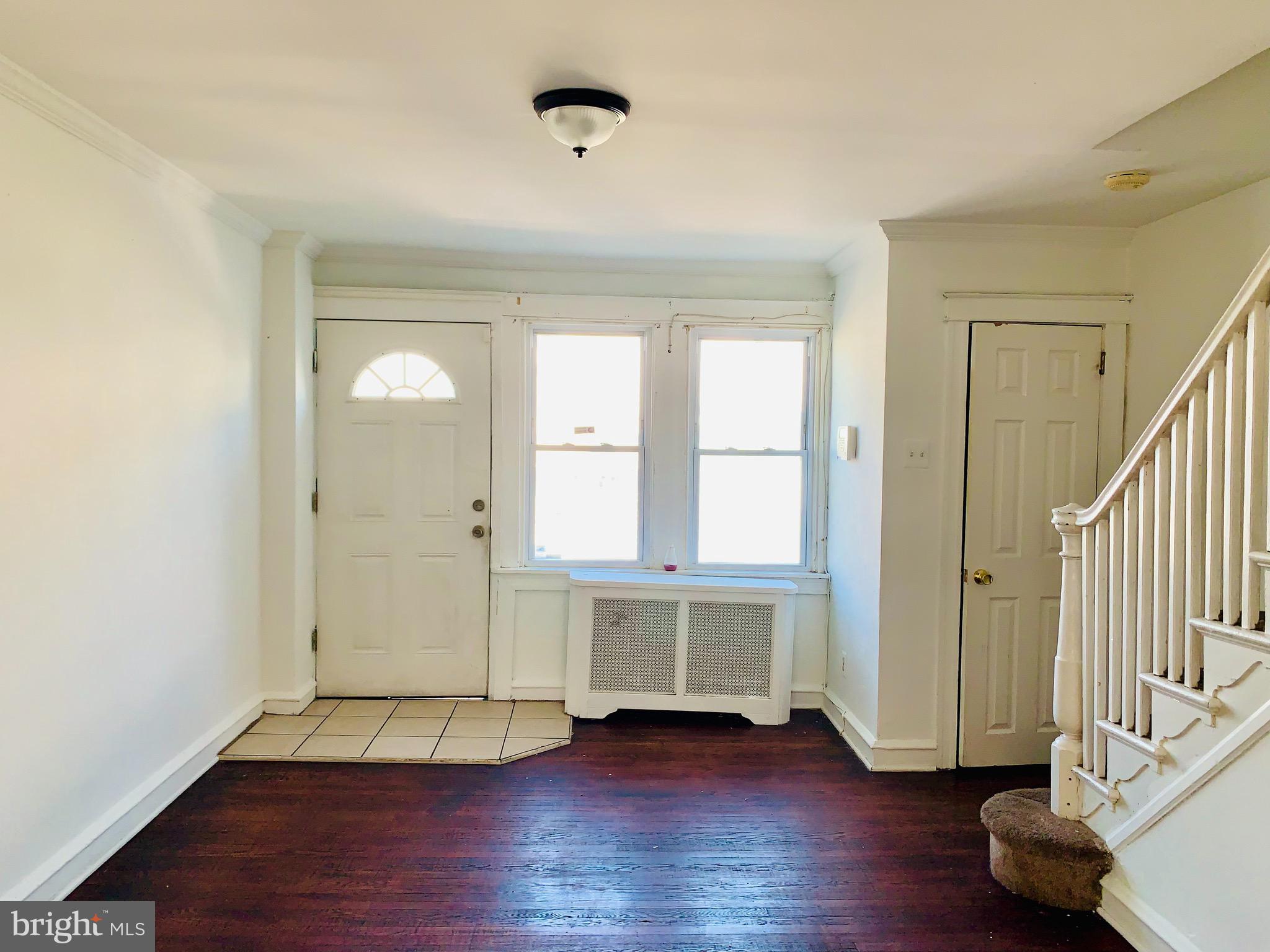 432 Timberlake Road Upper Darby, PA 19082 - Photo 2 of 25