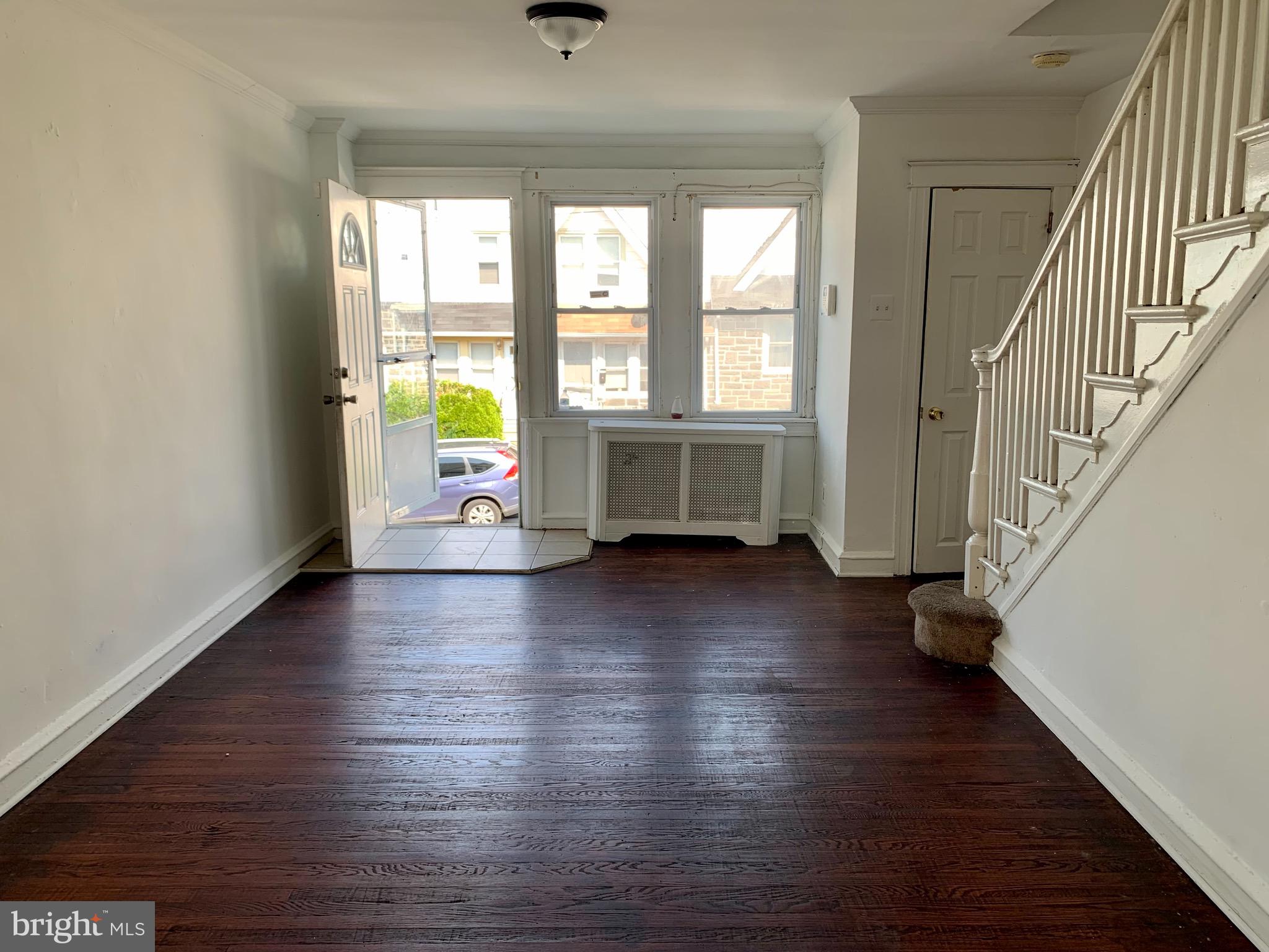432 Timberlake Road Upper Darby, PA 19082 - Photo 4 of 25