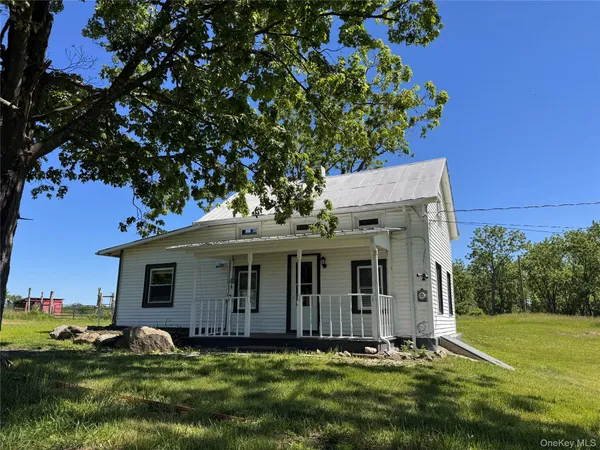 $2,400 | 66 Juliet Drive, Unit C, Warwick, NY 10990