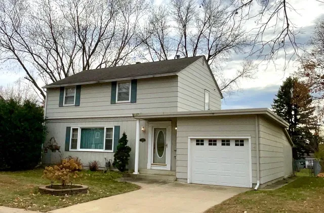 $225,000 | 1915 5th Avenue Northwest, Austin, MN 55912