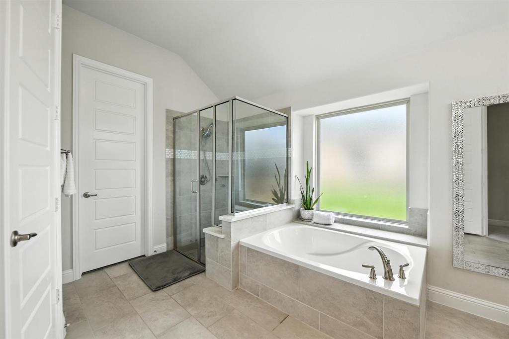 5220 Ravine Ridge Court Flower Mound, TX 76262 - Photo 19 of 40