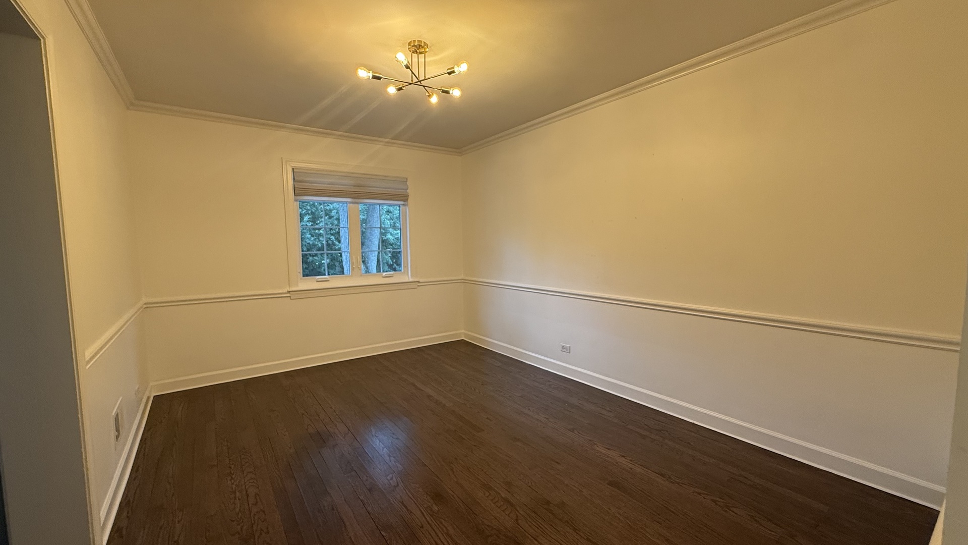 850 Kenton Road Deerfield, IL 60015 - Photo 9 of 21