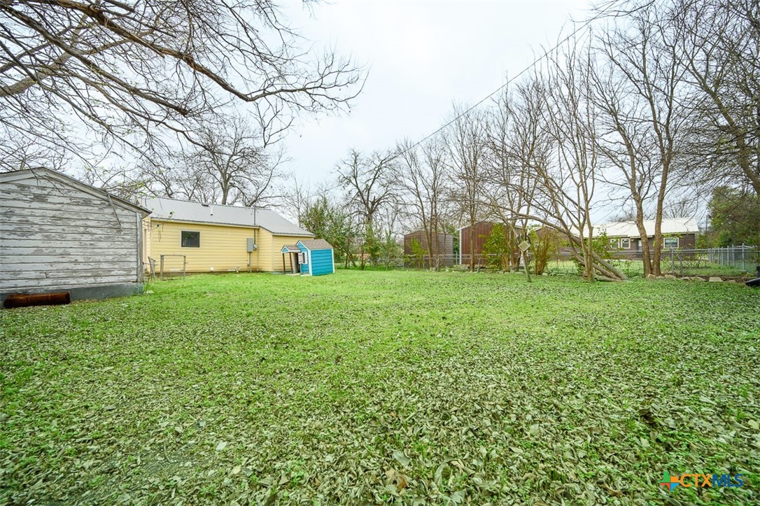 1010 South 4th Street Temple, TX 76504 - Photo 18 of 19 a front view of house with yard and green space