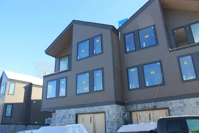 $3,000,000 | 4 A Firelight Lane, Unit 4B, Lincoln, NH 03251