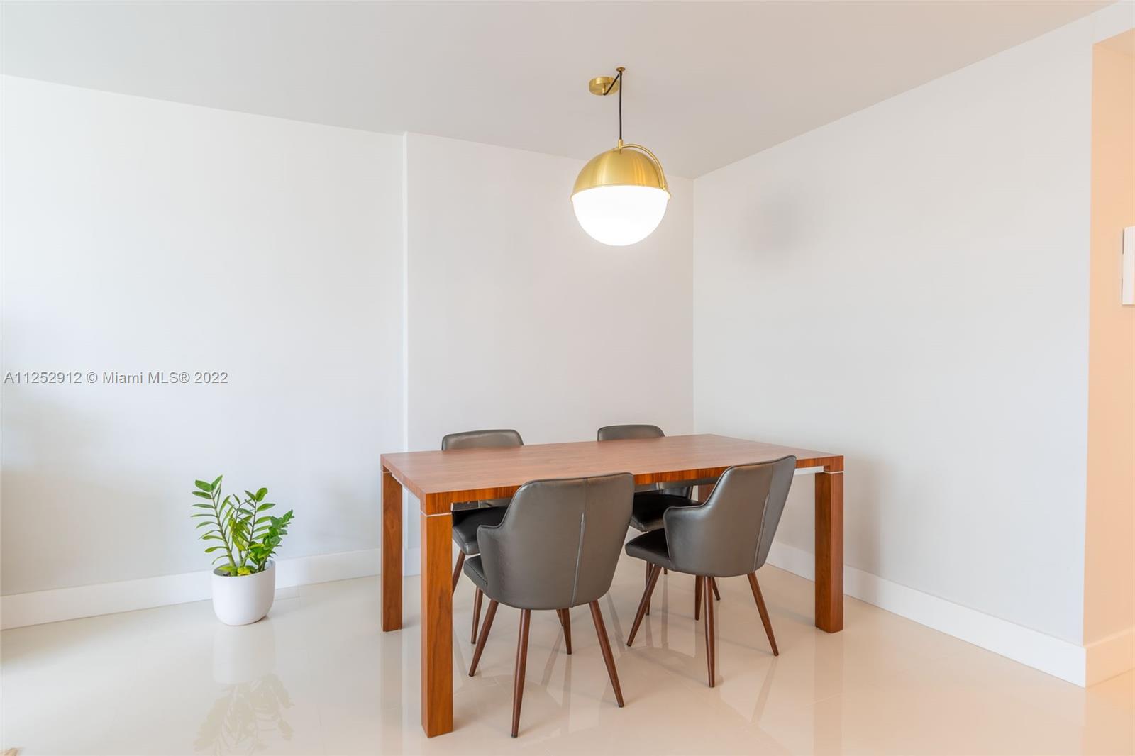 150 Southeast 25th Road, Unit 6B Miami, FL 33129 - Photo 6 of 35 Gallery Image 6