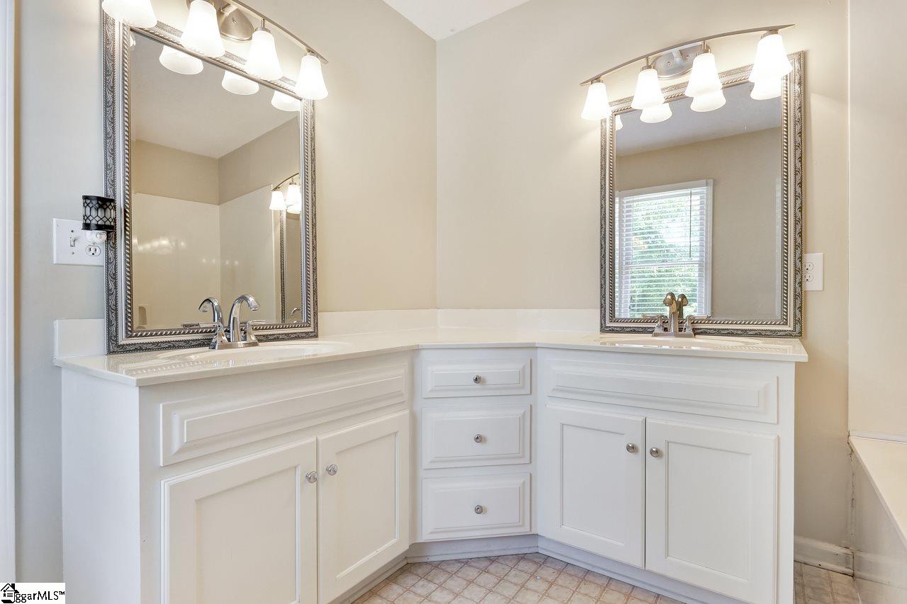 202 Cross Field Road Greenville, SC 29607 - Photo 22 of 25 Gallery Image 22