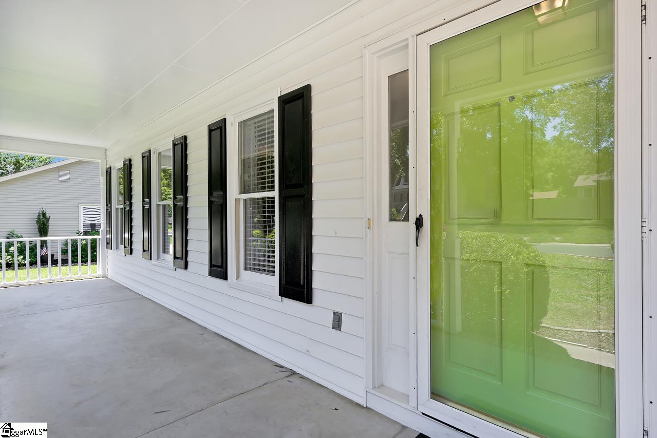 202 Cross Field Road Greenville, SC 29607 - Photo 4 of 25 Gallery Image 4