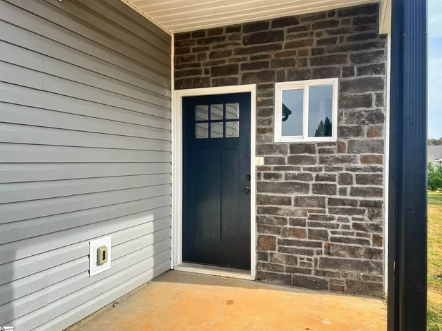 $410,000 | 781-783 Berry Road, Boiling Springs, SC 29316