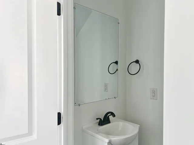 $410,000 | 781-783 Berry Road, Boiling Springs, SC 29316