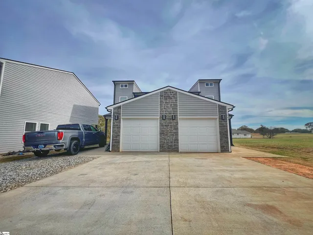 $410,000 | 781-783 Berry Road, Boiling Springs, SC 29316