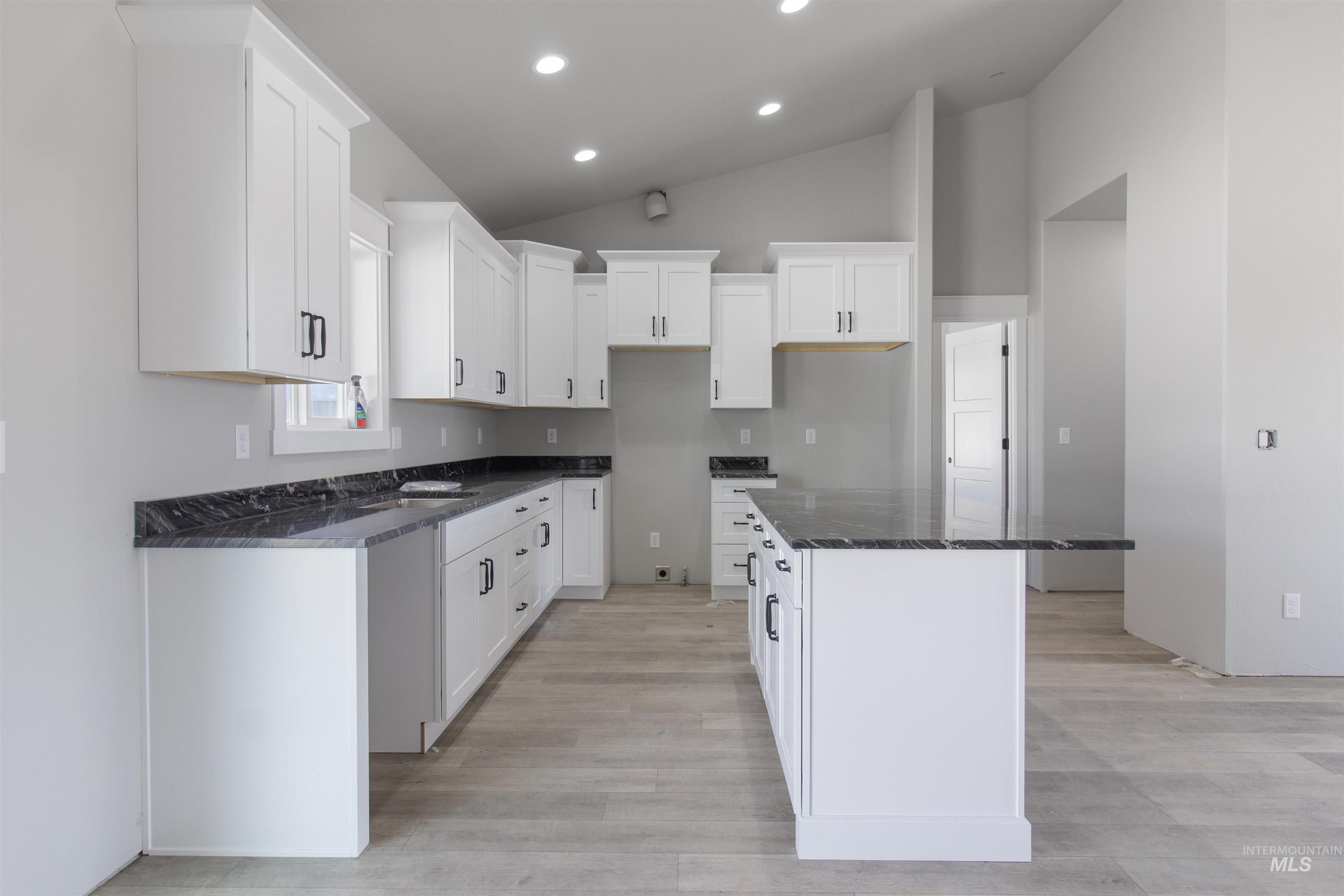 1122 Ira Burton Road Twin Falls, ID 83301 - Photo 13 of 34