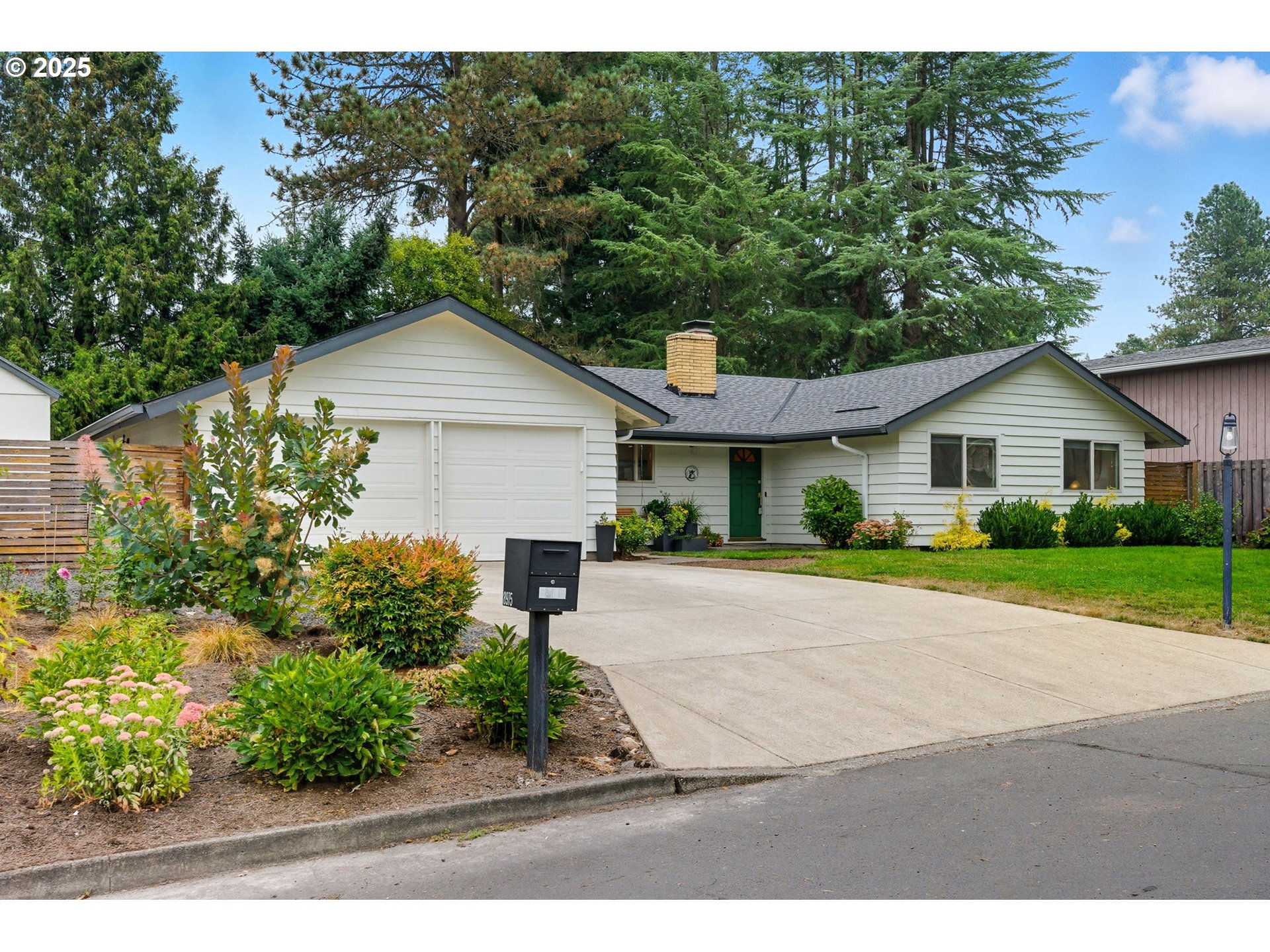 8975 Southwest Homewood Street Portland, OR 97225 - Photo 1 of 39 Gallery Image 1