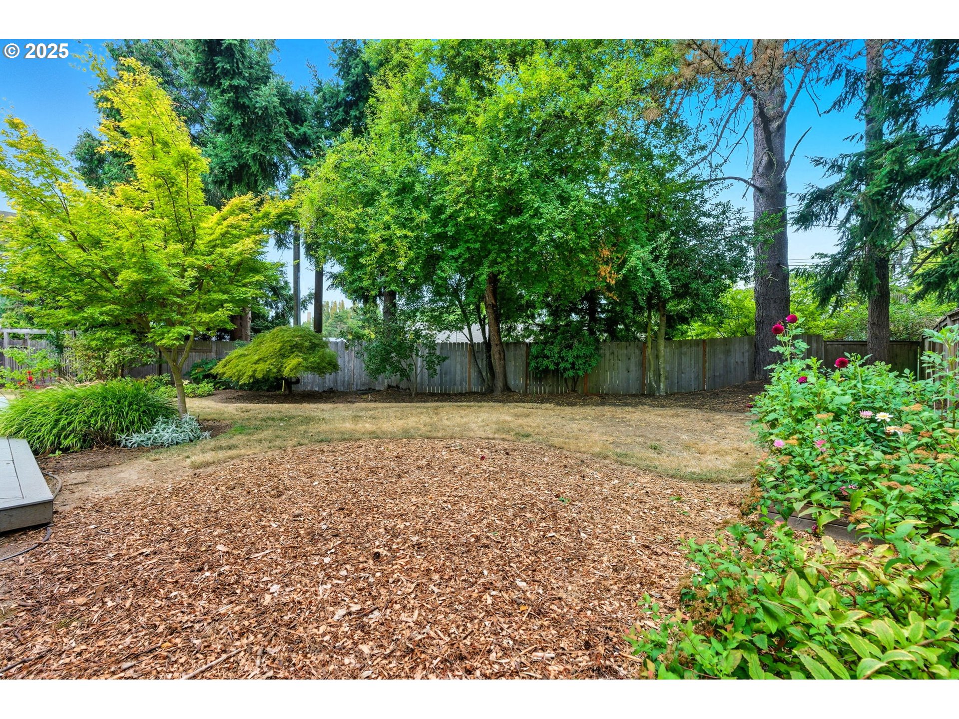 8975 Southwest Homewood Street Portland, OR 97225 - Photo 34 of 39 Backyard