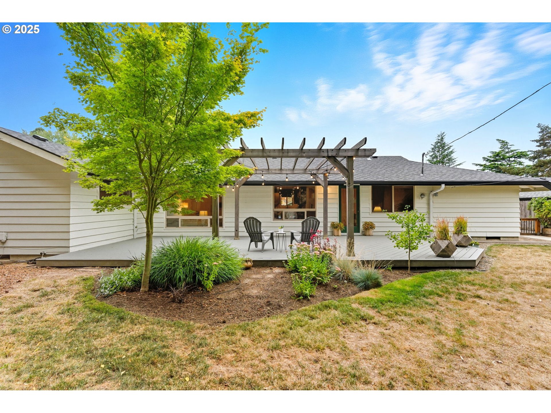 8975 Southwest Homewood Street Portland, OR 97225 - Photo 35 of 39 Gallery Image 35