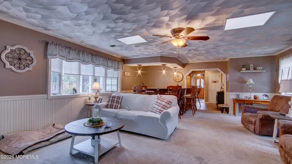 $879,999 | 6 Carlisle Court, Manalapan, NJ 07726