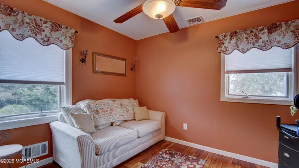 $879,999 | 6 Carlisle Court, Manalapan, NJ 07726