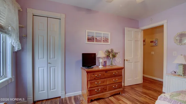 $879,999 | 6 Carlisle Court, Manalapan, NJ 07726