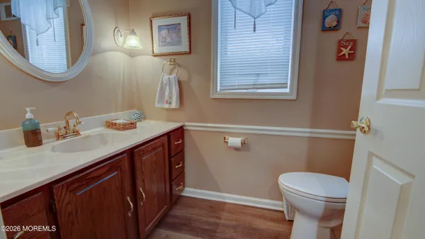 $879,999 | 6 Carlisle Court, Manalapan, NJ 07726