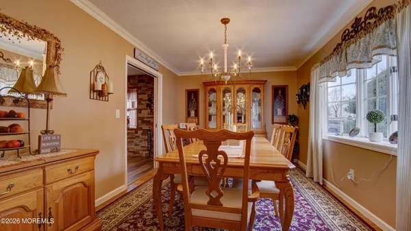 $879,999 | 6 Carlisle Court, Manalapan, NJ 07726