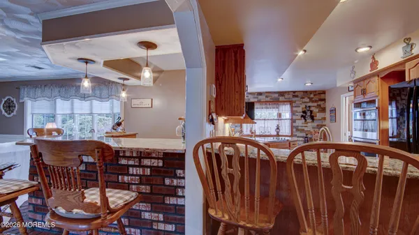 $879,999 | 6 Carlisle Court, Manalapan, NJ 07726