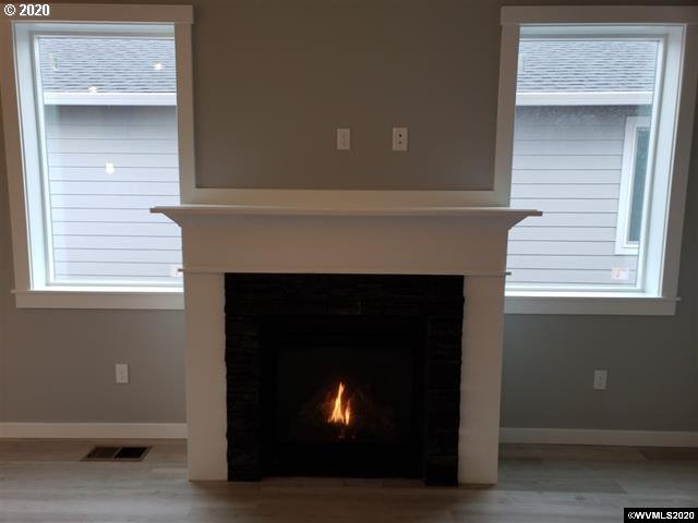 1072 Chestnut Street Independence, OR 97351 - Photo 11 of 15 Gallery Image 11
