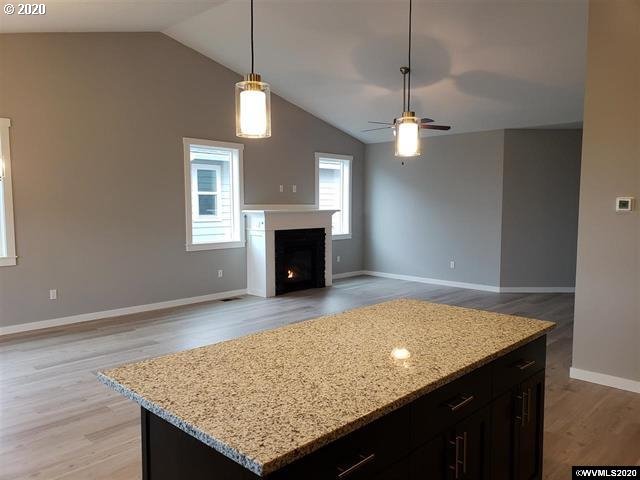 1072 Chestnut Street Independence, OR 97351 - Photo 12 of 15 Gallery Image 12