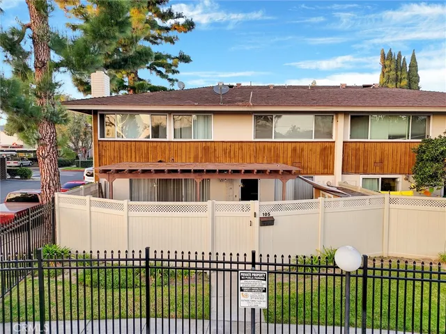 $569,000 | 15500 Tustin Village Way, Unit 105, Tustin, CA 92780