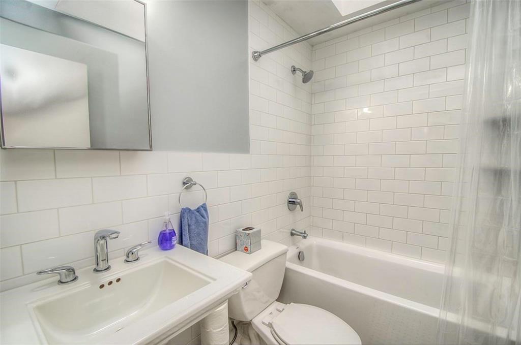 9989 Shore Road, Unit 16E Brooklyn, NY 11209 - Photo 10 of 17 Gallery Image 10