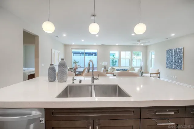 $1,225,000 | 10854 Everly Way, San Diego, CA 92129