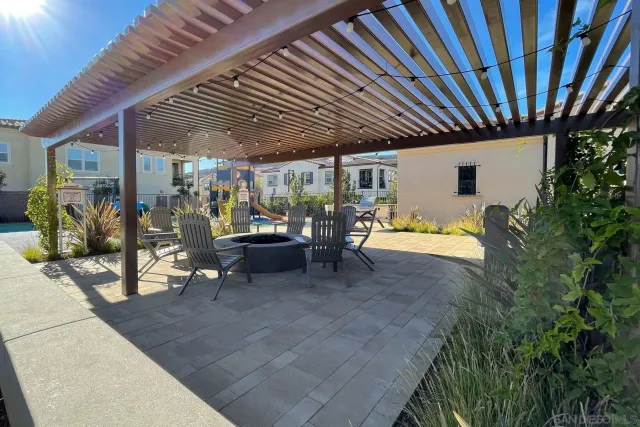 $1,225,000 | 10854 Everly Way, San Diego, CA 92129