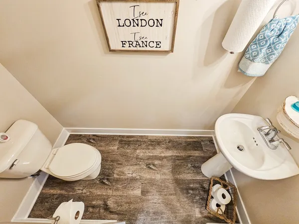 $299,900 | 2410 Lightbend Drive, Murfreesboro, TN 37127