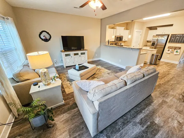 $299,900 | 2410 Lightbend Drive, Murfreesboro, TN 37127