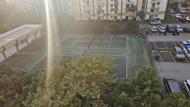 a view of utility room