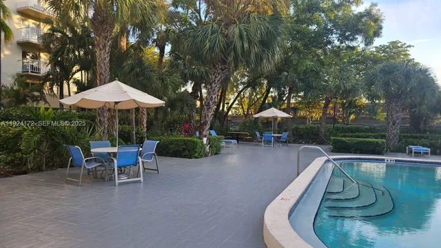 $1,795 | 4550 Northwest 9th Street, Unit 719E, Miami, FL 33126