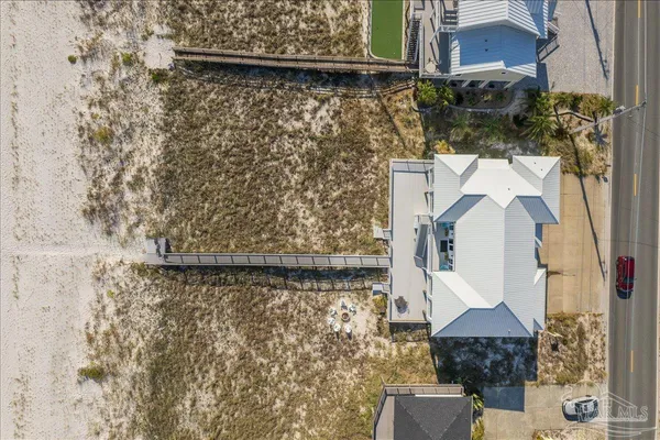 $3,290,000 | 7485 Gulf Boulevard, Navarre Beach, FL 32566
