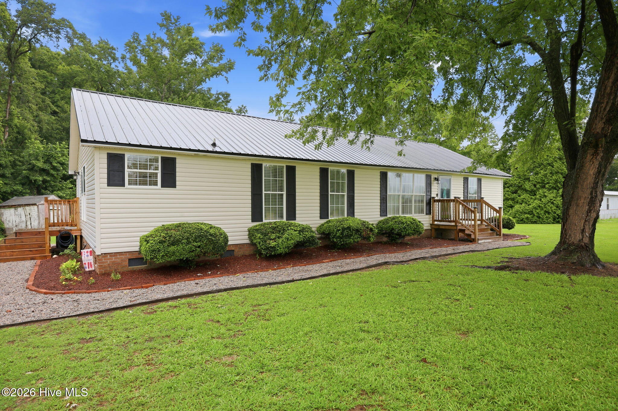 2417 Wildcat Road Williamston, NC 27892 - Photo 4 of 56