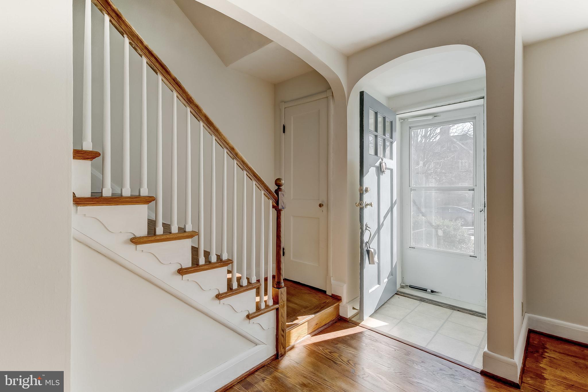 110 Dunkirk Road Baltimore, MD 21212 - Photo 2 of 33