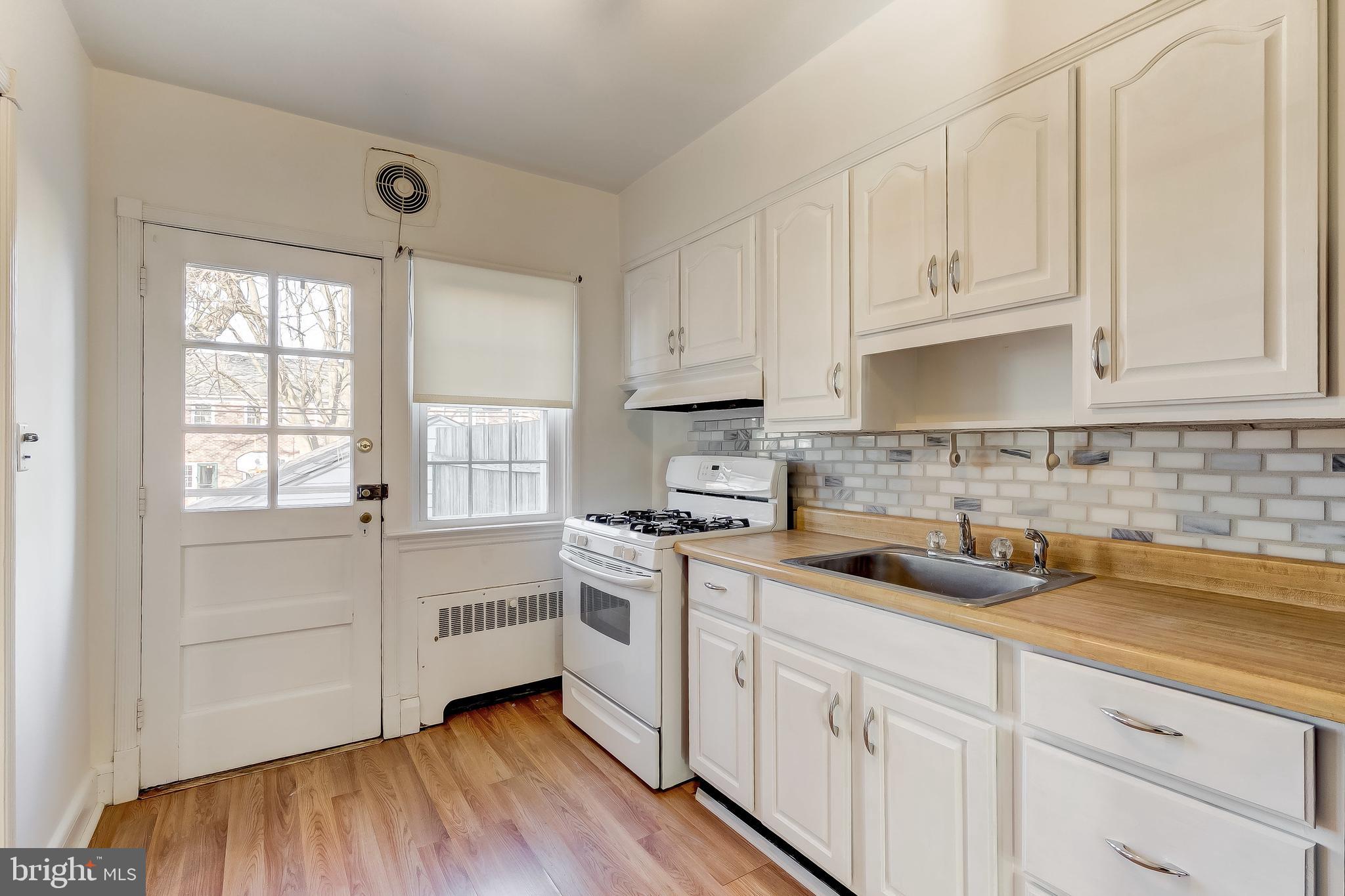 110 Dunkirk Road Baltimore, MD 21212 - Photo 11 of 33