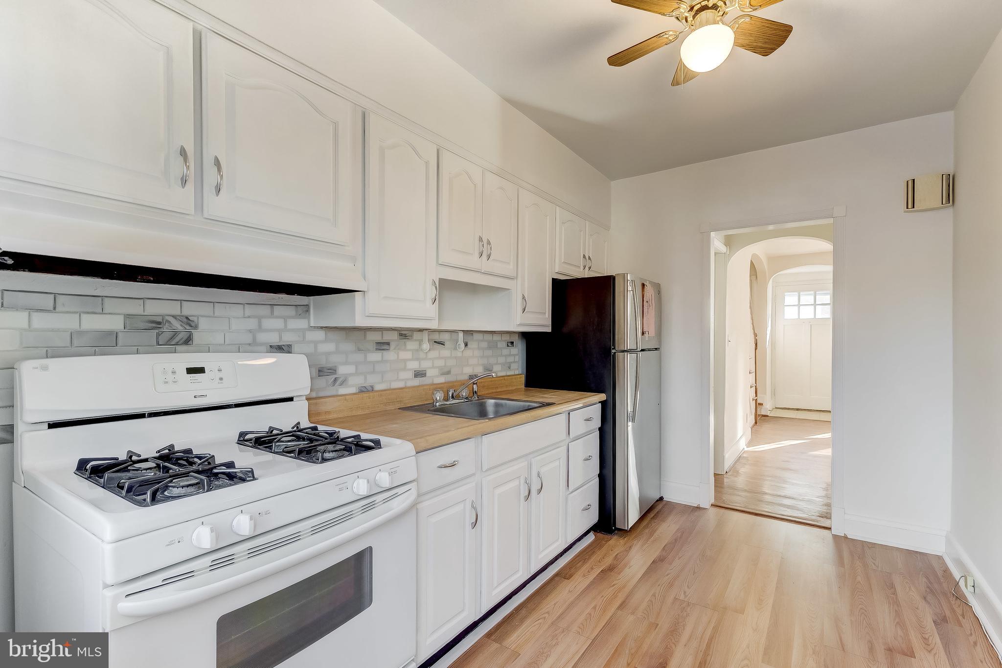 110 Dunkirk Road Baltimore, MD 21212 - Photo 12 of 33