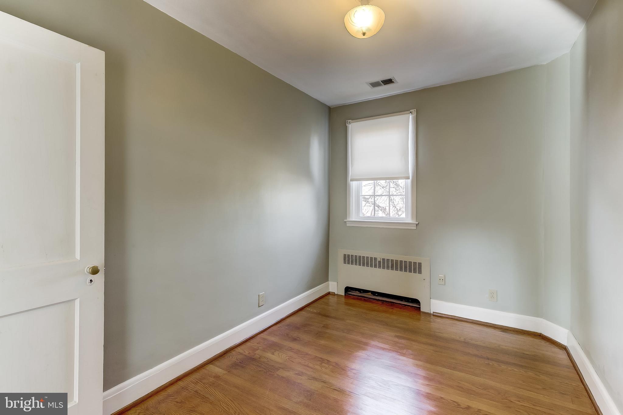110 Dunkirk Road Baltimore, MD 21212 - Photo 17 of 33