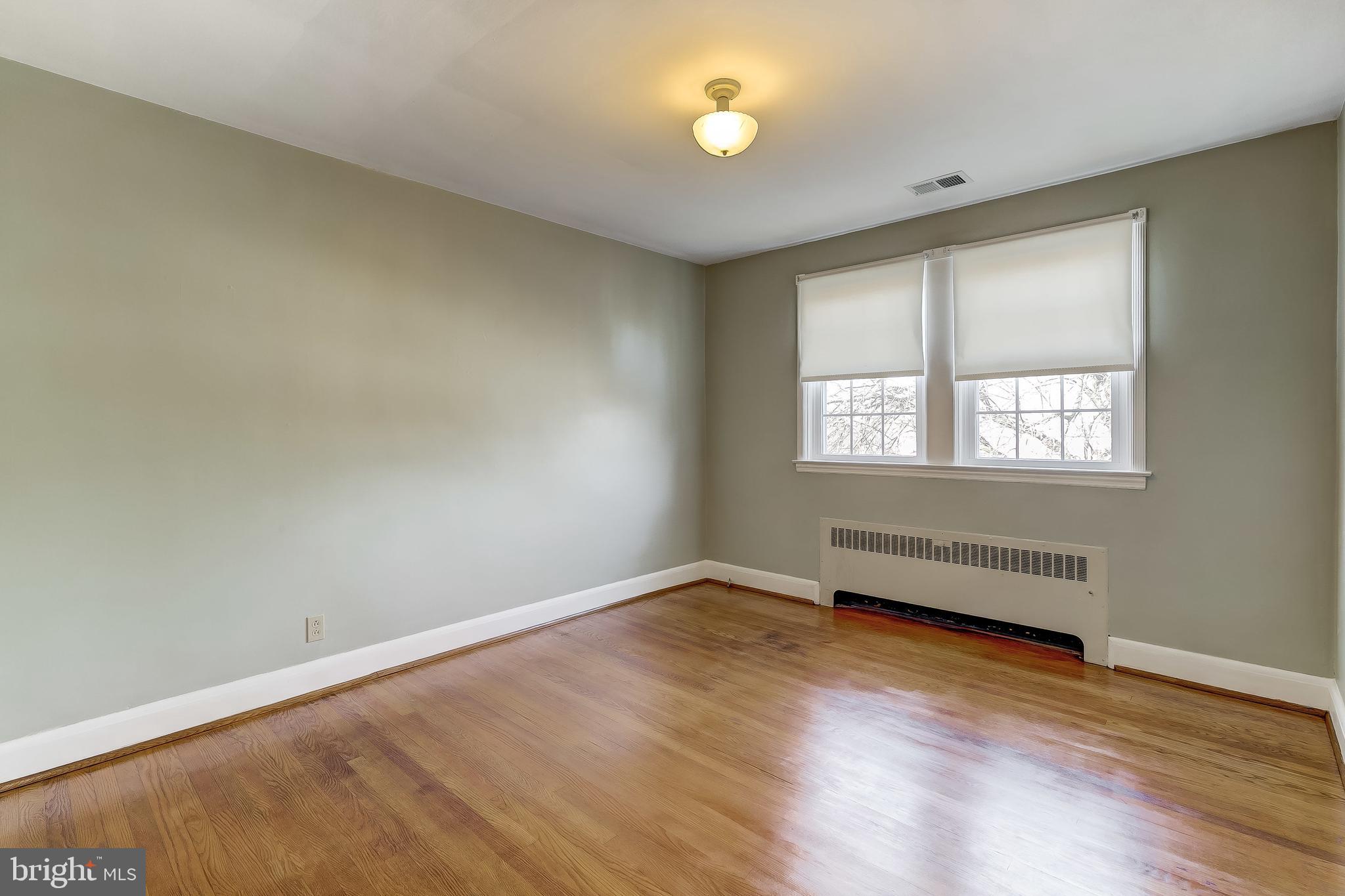 110 Dunkirk Road Baltimore, MD 21212 - Photo 18 of 33