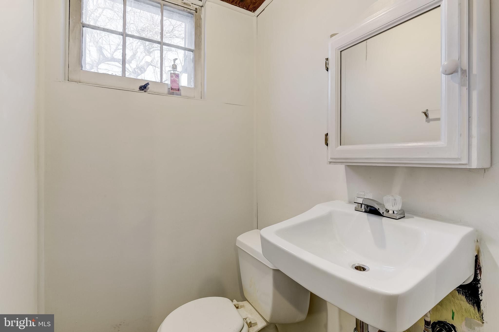 110 Dunkirk Road Baltimore, MD 21212 - Photo 27 of 33