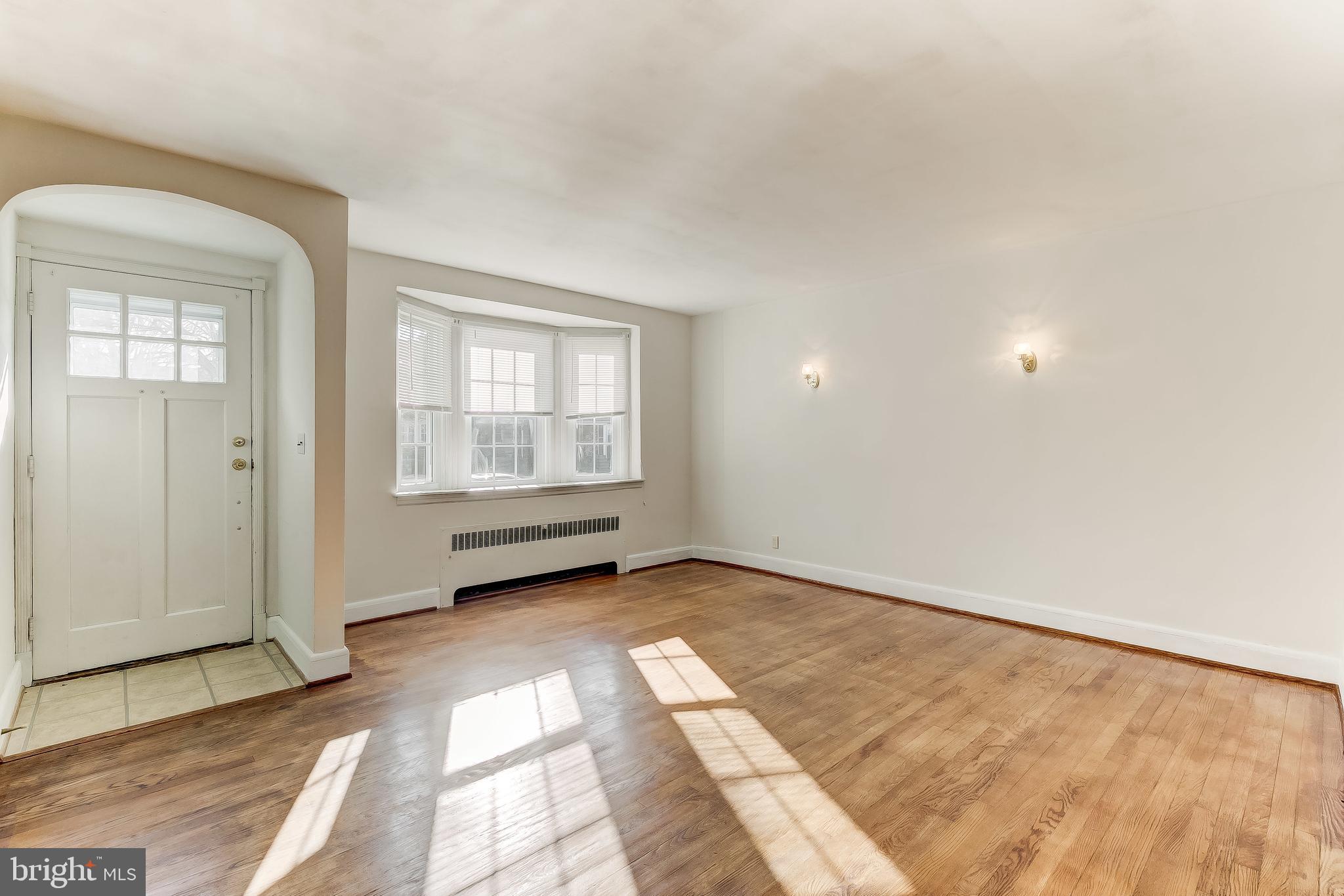 110 Dunkirk Road Baltimore, MD 21212 - Photo 4 of 33
