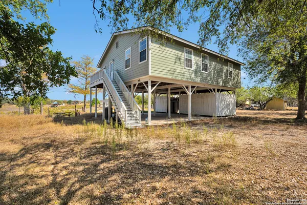 $259,000 | 352 Longhorn Drive, Bandera, TX 78003